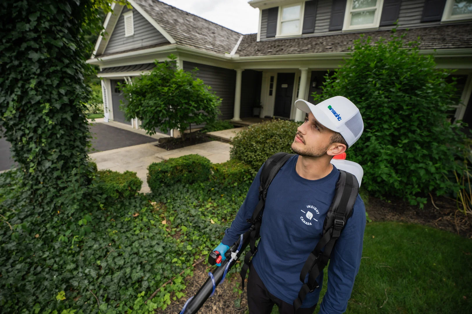 Pest control technician in Huntsville